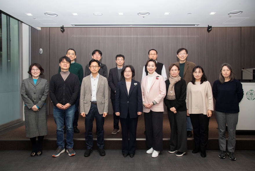 [동정] 이화 펠로우 총장 초청 오찬