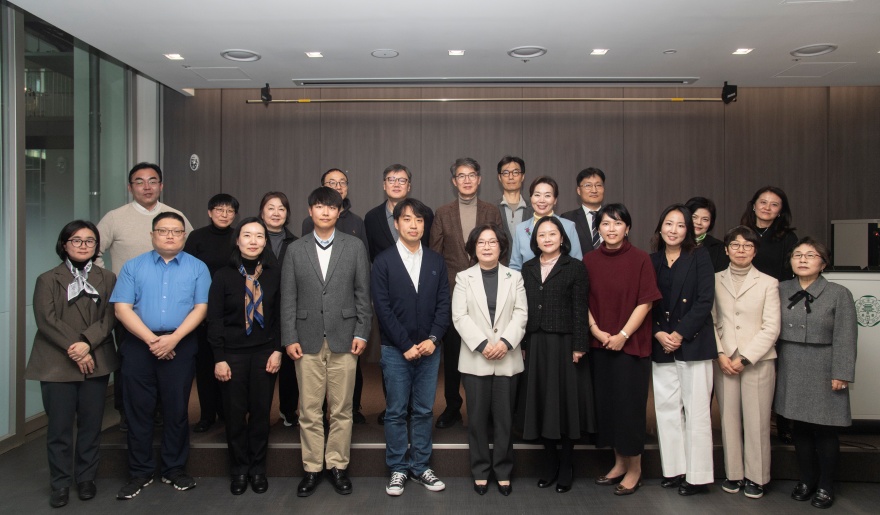 [동정] 2025학년도 1학기 정년보장 승진교수 오찬모임