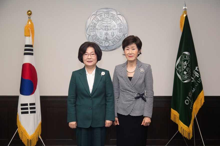 [동정] 손병옥 전 푸르덴셜생명 회장 접견