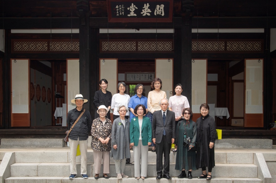 [동정] 조형예술대학 은퇴 교수 총장 초청 오찬